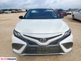 Toyota Camry 2021 3