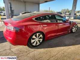 Tesla Model S 2020