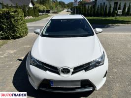 Toyota Auris 2015 1.6 132 KM Toyota Auris 2015 1.6 132 KM