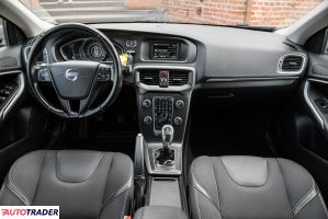 Volvo V40 2012 2.0 177 KM