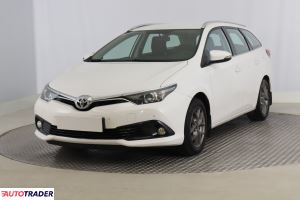 Toyota Auris 2015 1.6 130 KM