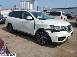 Nissan Pathfinder 2019 3