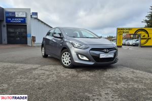 Hyundai i30 2013 1.4 90 KM