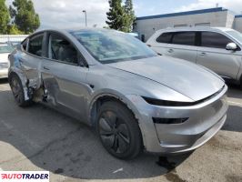 Tesla Model Y 2026