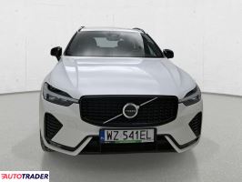Volvo XC60 2021 2.0 197 KM