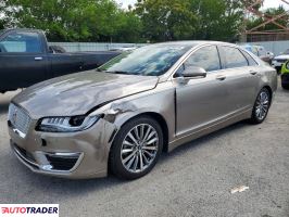 Lincoln MKZ - zobacz ofertę