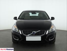 Volvo V60 2011 2.0 237 KM