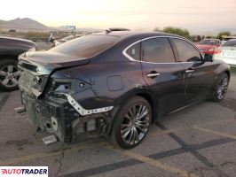 Infiniti Q70 2019 3