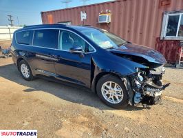 Chrysler Pacifica 2022 3