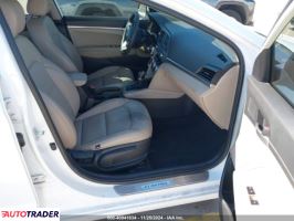Hyundai Elantra 2019 2