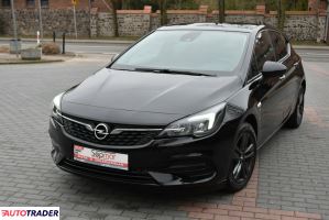 Opel Astra 2020 1.2 145 KM
