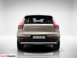 Volvo XC40 2022 1.5 129 KM