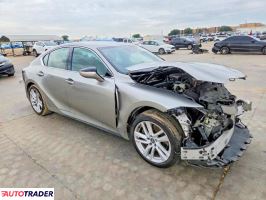 Lexus IS 2021 2