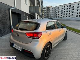 Kia Rio 2018 1.2 84 KM