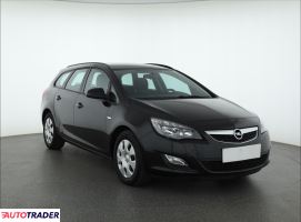 Opel Astra 2012 1.7 108 KM