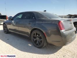 Chrysler 300C 2021 3