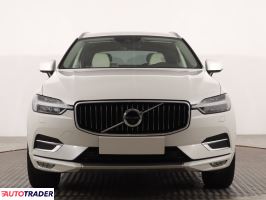 Volvo XC60 2019 2.0 246 KM