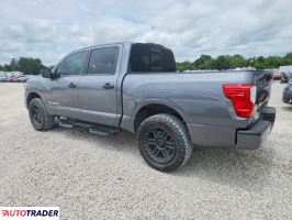 Nissan Titan 2021 5