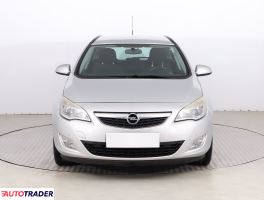 Opel Astra 2011 1.4 138 KM Opel Astra 2011 1.4 138 KM