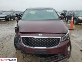 Kia Sedona 2018 3