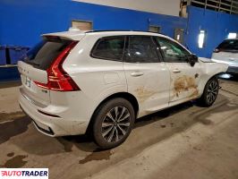 Volvo XC60 2025 2