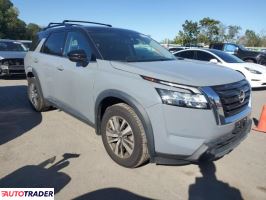 Nissan Pathfinder 2022 3