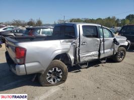 Toyota Tacoma 2019 3