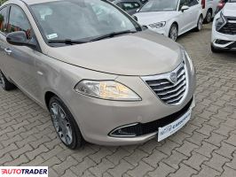 Lancia Ypsilon 2011 0.9 85 KM