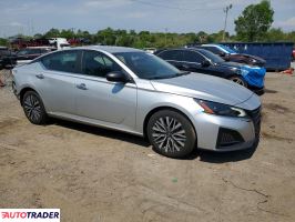 Nissan Altima 2024 2