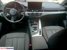 Audi A4 2019 2.0 163 KM