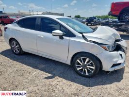 Nissan Versa 2020 1
