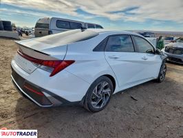 Hyundai Elantra 2025 1