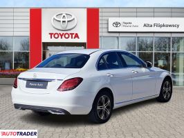 Mercedes Pozostałe 2019 1.6 129 KM