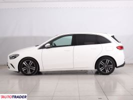 Mercedes B-klasa 2022 2.0 147 KM