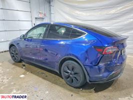 Tesla Model Y 2025