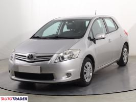 Toyota Auris 2010 1.6 130 KM