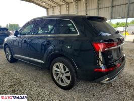 Audi Q7 2021 3