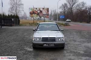 Mercedes W-201 (190) 1989 2.0 118 KM