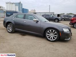 Chrysler 300C 2019 3