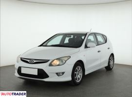 Hyundai i30 2010 1.6 88 KM