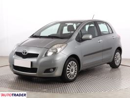 Toyota Yaris 2010 1.3 99 KM