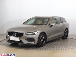 Volvo V60 2019 2.0 147 KM