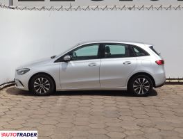 Mercedes B-klasa 2022 2.0 113 KM