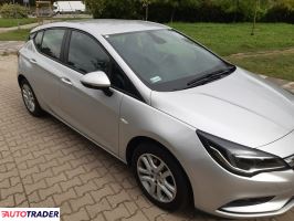 Opel Astra 2019 1.4 125 KM