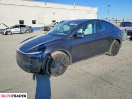 Tesla Model Y 2026