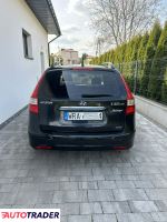 Hyundai i30 2010 1.6 90 KM
