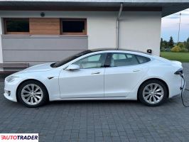 Tesla Model S 2017 387 KM