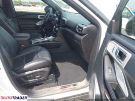 Ford Explorer 2022 3