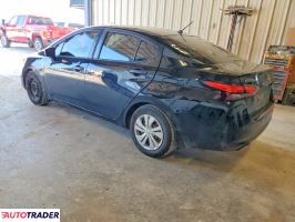 Nissan Versa 2020 1