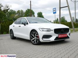 Volvo S60 2019 2.0 250 KM